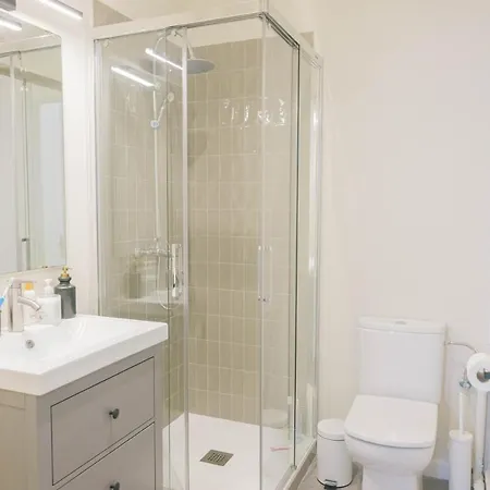 Aticco Living Gracia - Rooftop Apartment