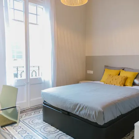 Aticco Living Gracia - Rooftop Barcelona